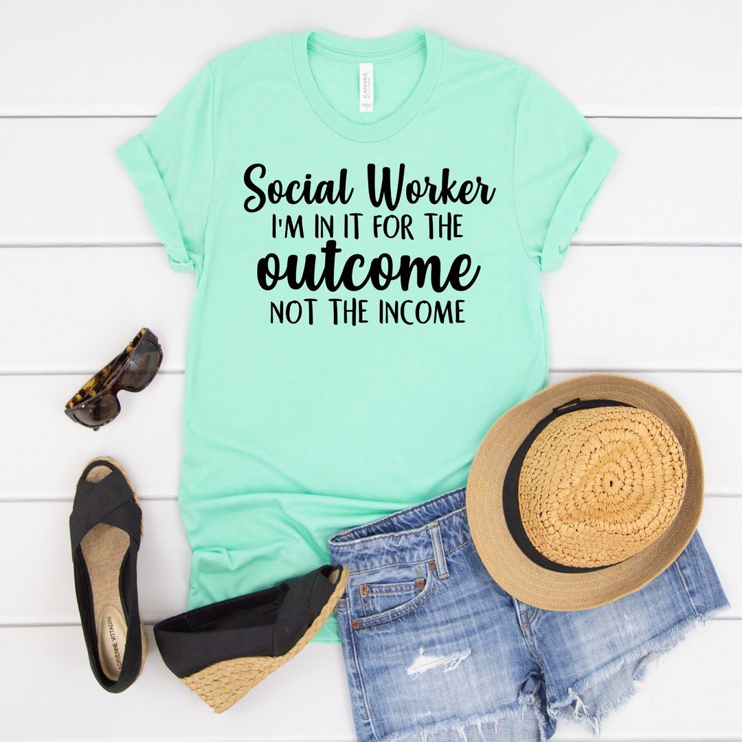 Social worker for the outcome